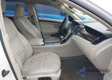 2010 Ford Taurus Limited z USA, uszkodzony, nr VIN 1FAHP2FW6AG134970